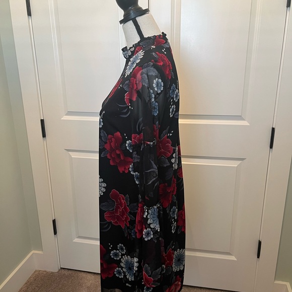 Floral & Flowy High-Neck Dress Sprit of Grace size M - Picture 3 of 5